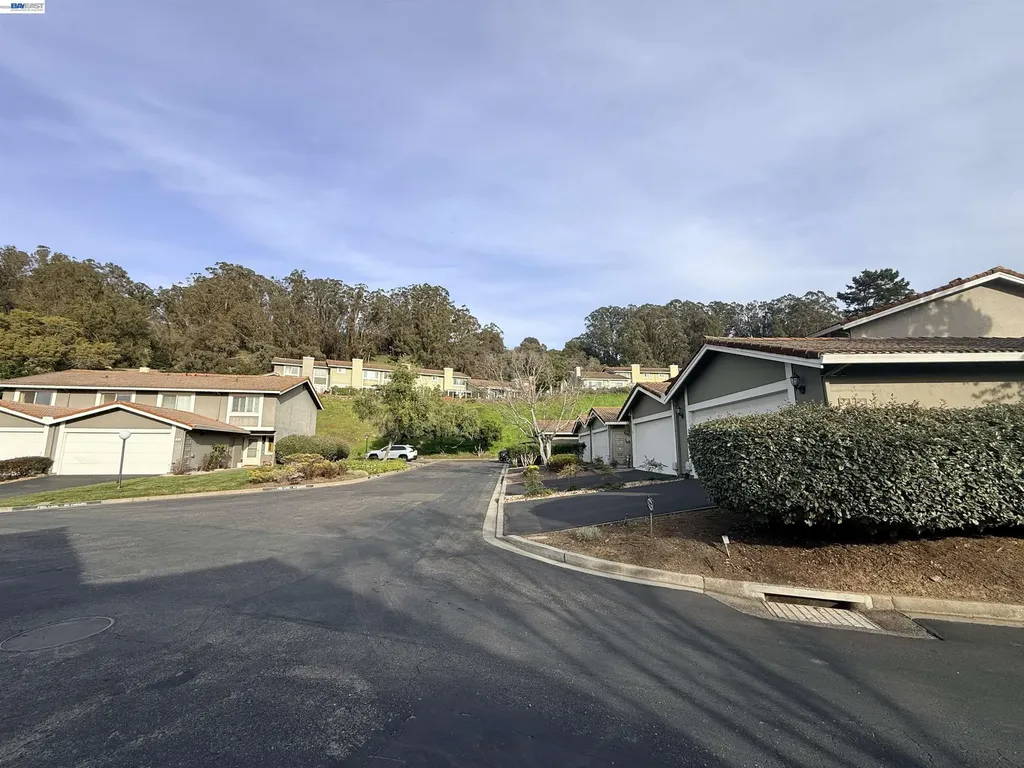 123 Ironwood Oakland CA 94605