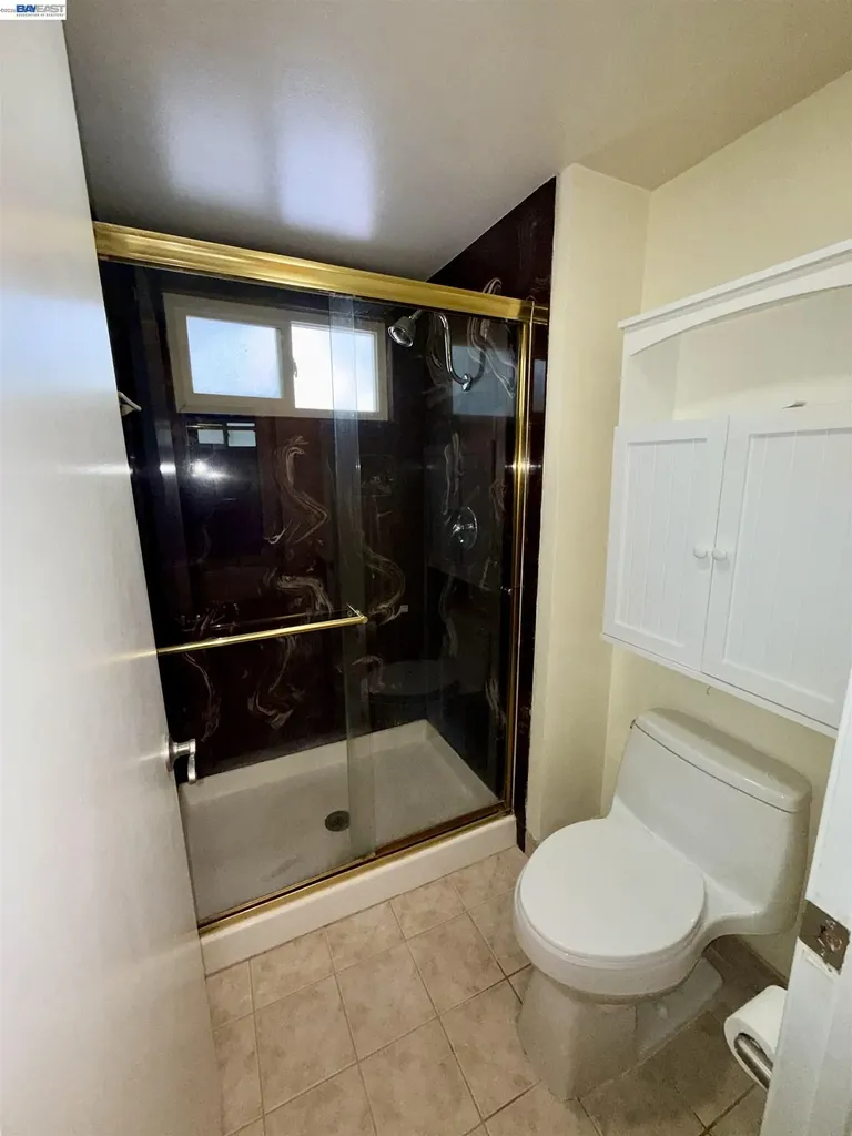 123 Ironwood Oakland CA 94605