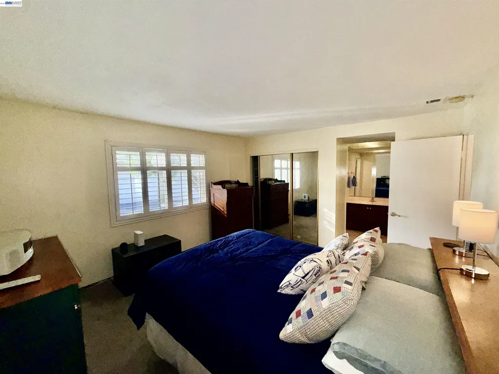 123 Ironwood Oakland CA 94605