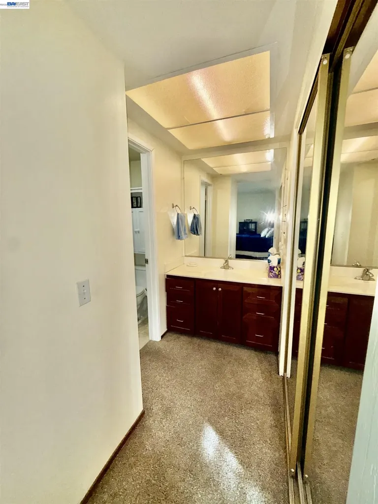 123 Ironwood Oakland CA 94605