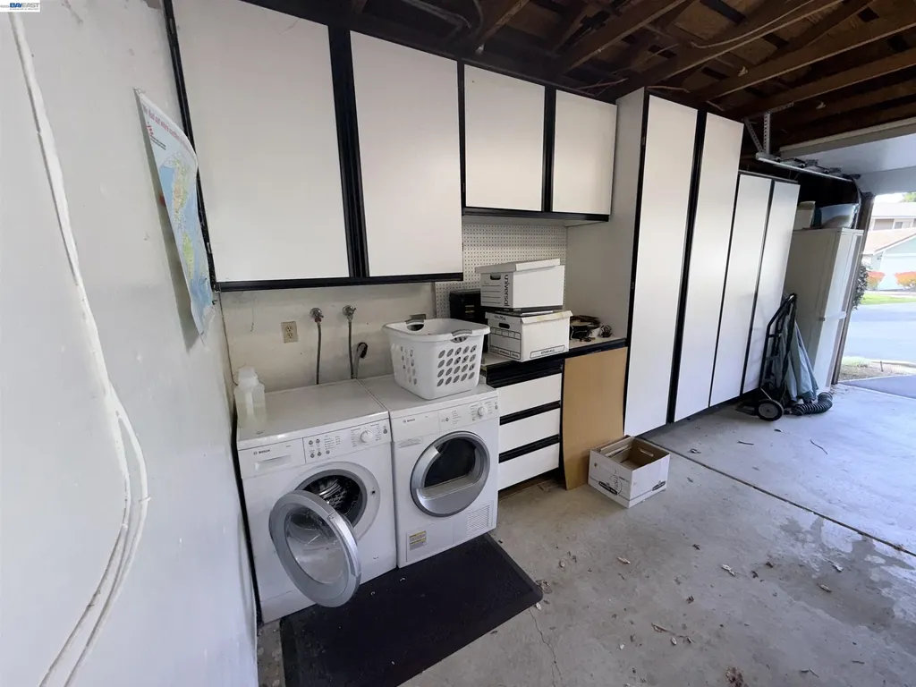 123 Ironwood Oakland CA 94605