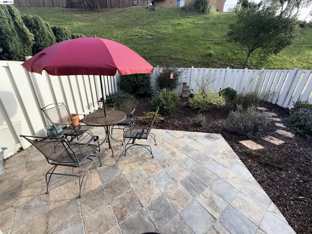 123 Ironwood Oakland CA 94605