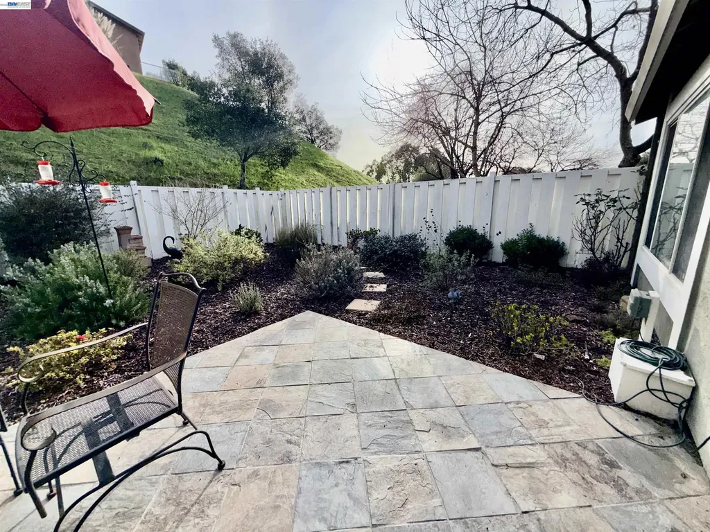 123 Ironwood Oakland CA 94605