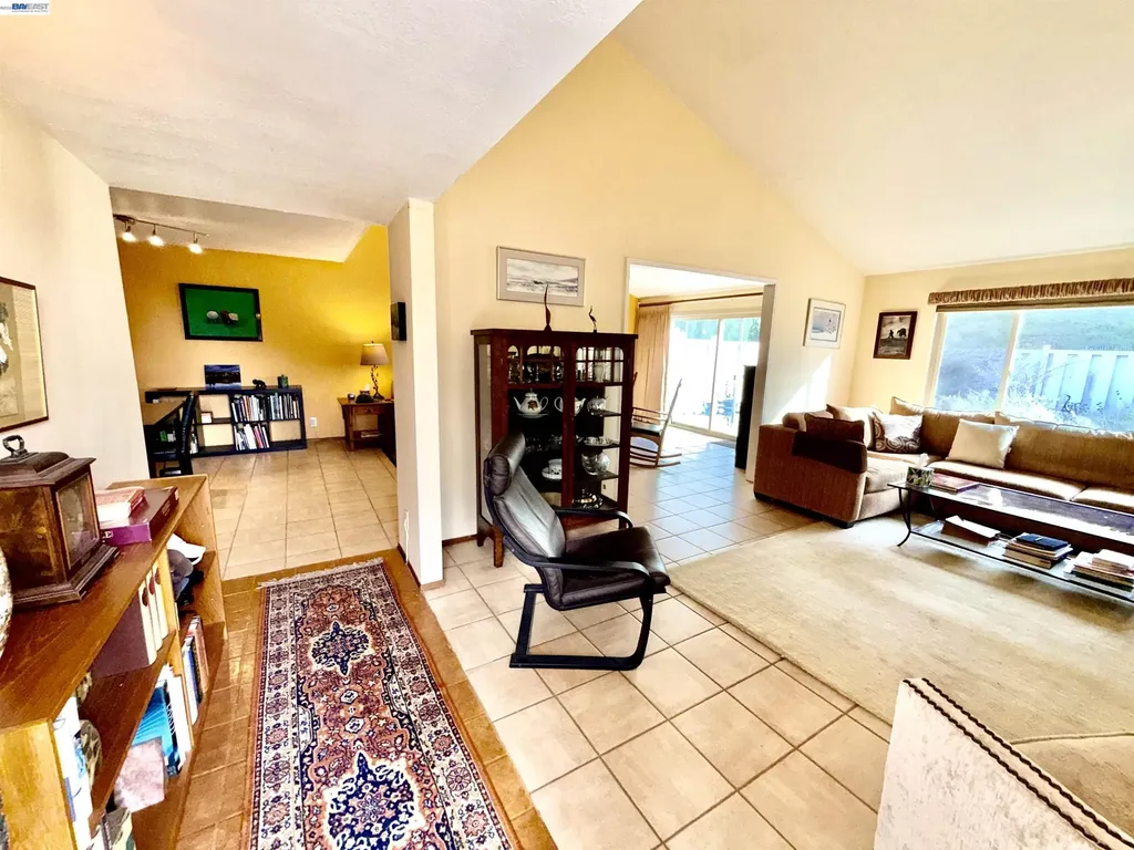 123 Ironwood Oakland CA 94605