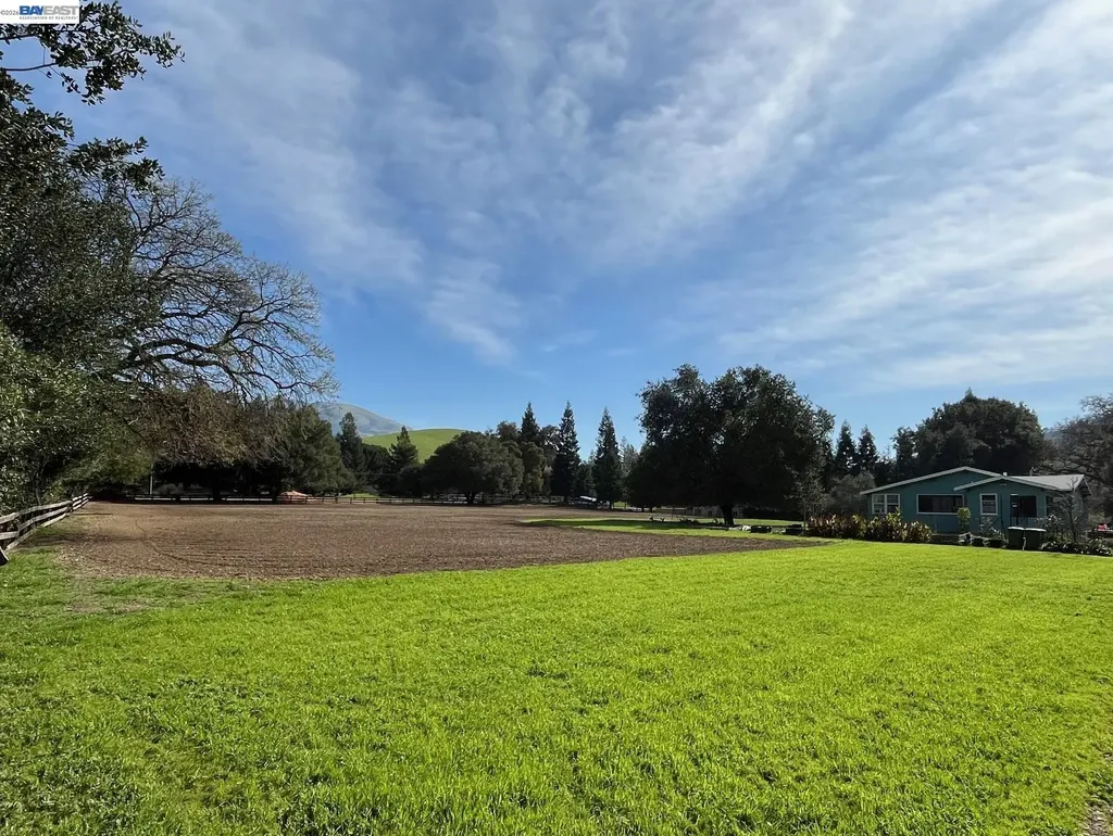 401 Pine Creek Road Walnut Creek CA 94598