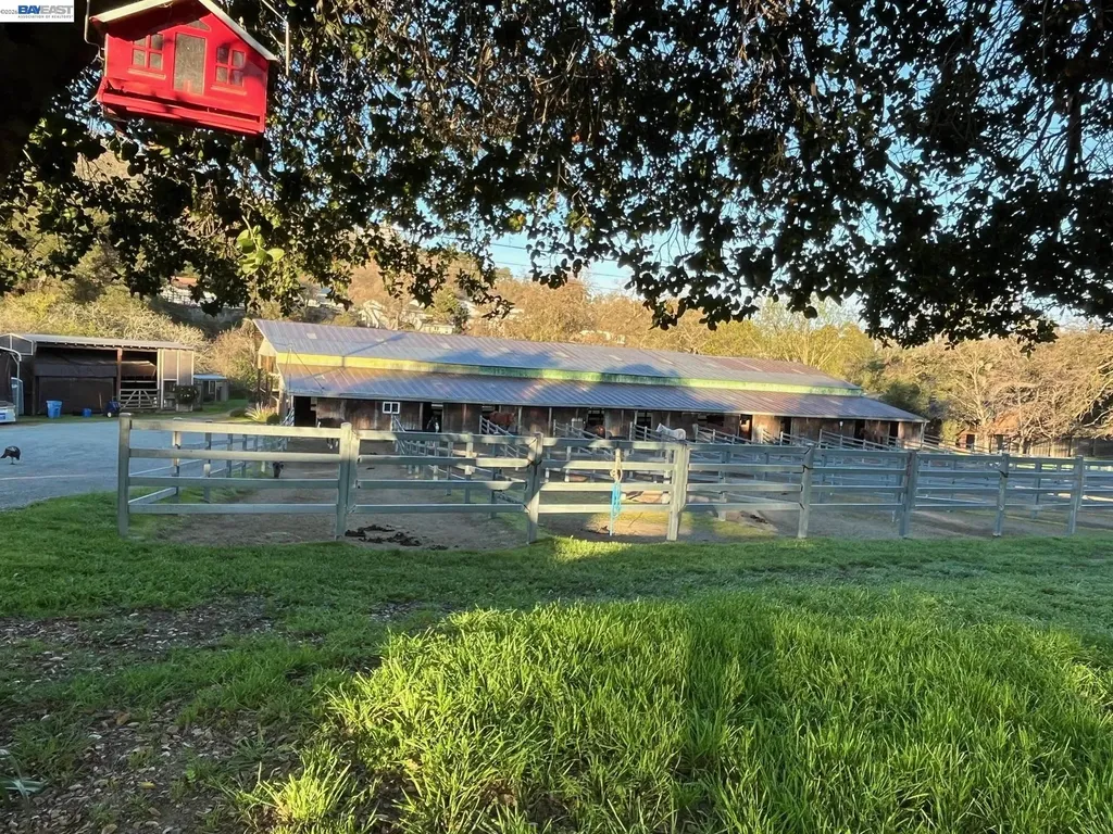 401 Pine Creek Road Walnut Creek CA 94598