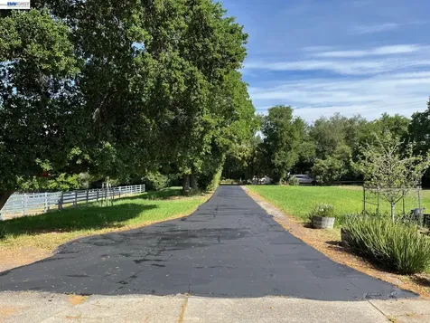 401 Pine Creek Road Walnut Creek CA 94598