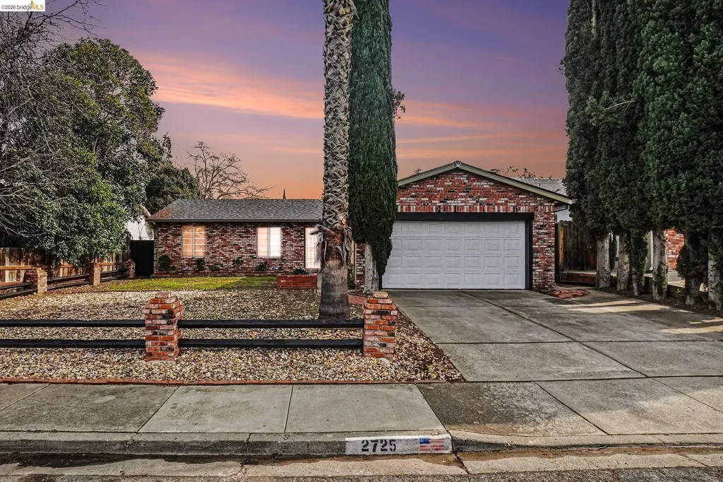 2725 Entrada Circle Antioch CA 94509