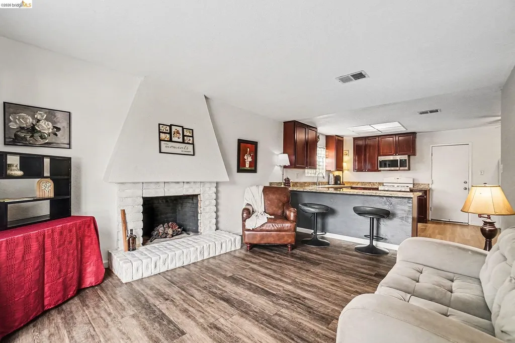 2725 Entrada Circle Antioch CA 94509