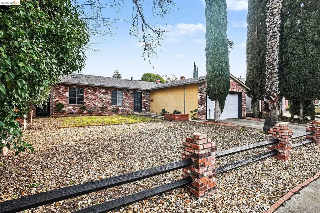 2725 Entrada Circle Antioch CA 94509