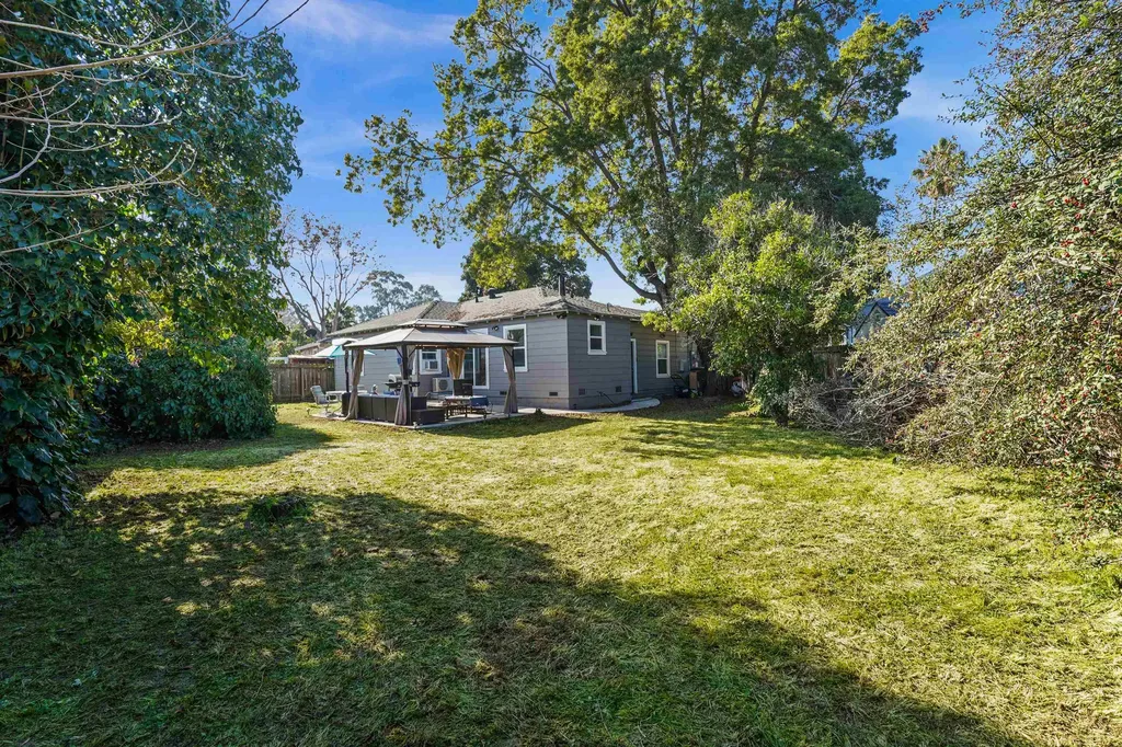 80 Loma Vista Way Pittsburg CA 94565