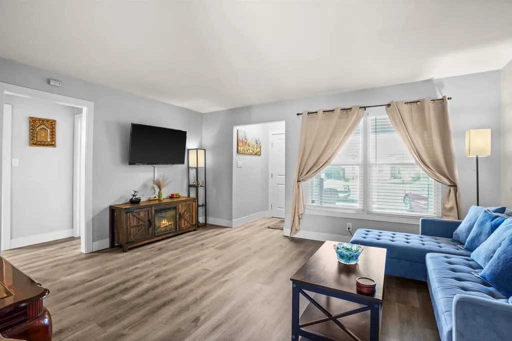 80 Loma Vista Way Pittsburg CA 94565