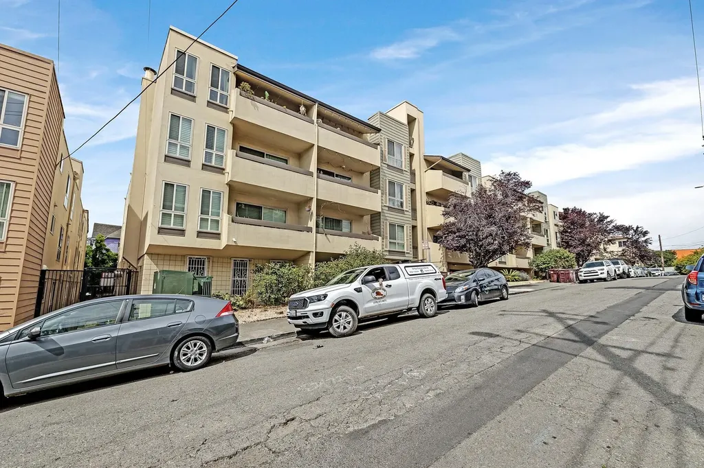 77 Fairmount Avenue Oakland CA 94611