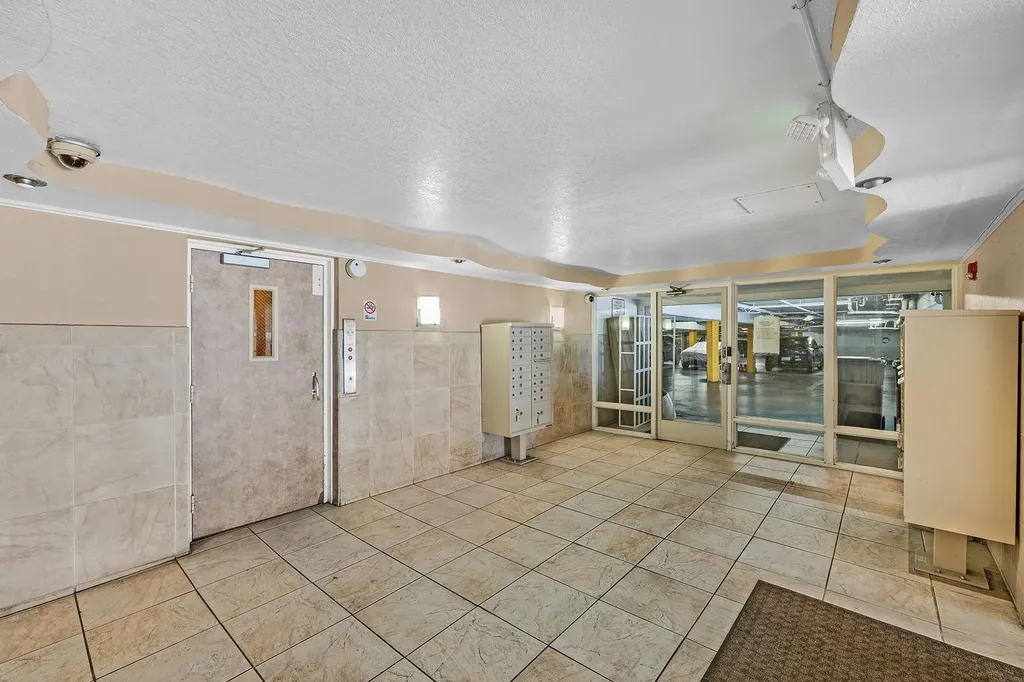 77 Fairmount Avenue Oakland CA 94611