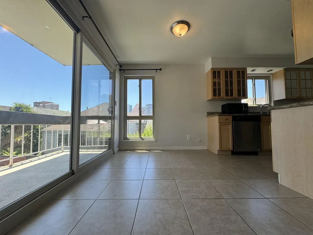 77 Fairmount Avenue Oakland CA 94611