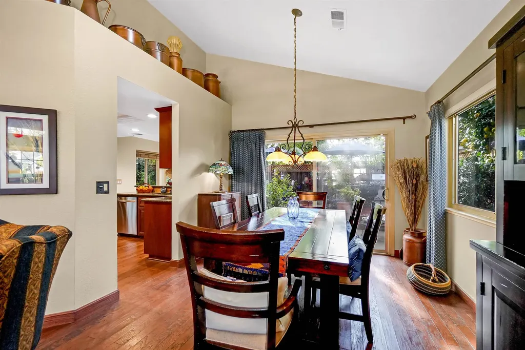 3699 Greenhills Avenue Castro Valley CA 94546