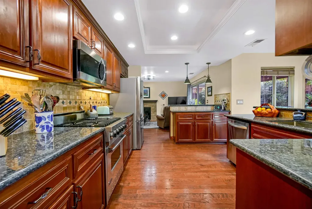 3699 Greenhills Avenue Castro Valley CA 94546