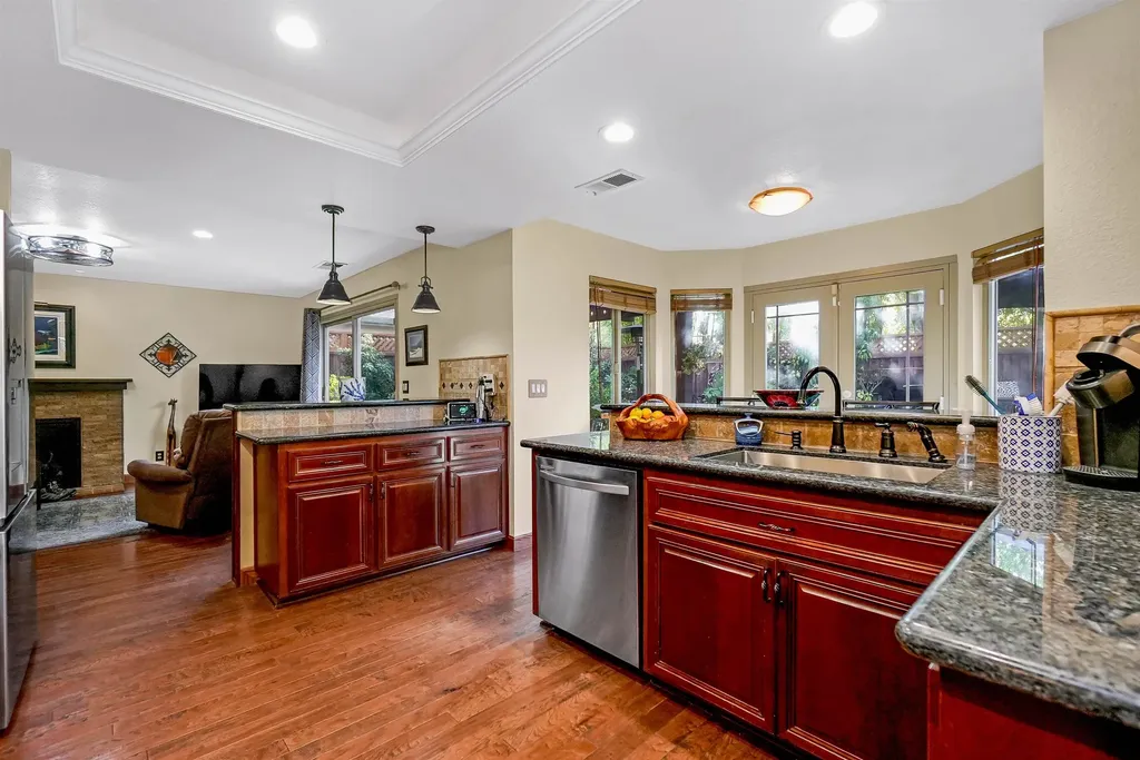 3699 Greenhills Avenue Castro Valley CA 94546