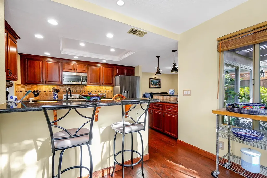 3699 Greenhills Avenue Castro Valley CA 94546