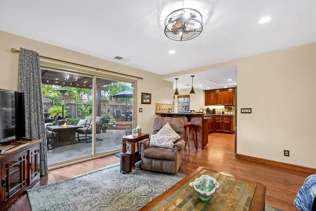 3699 Greenhills Avenue Castro Valley CA 94546