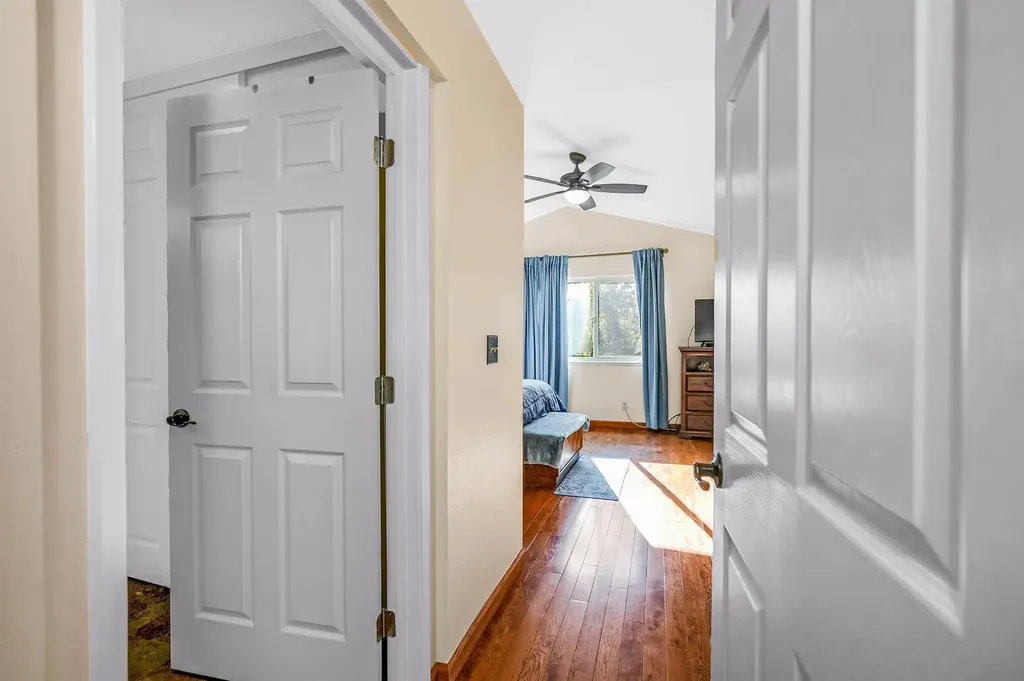 3699 Greenhills Avenue Castro Valley CA 94546