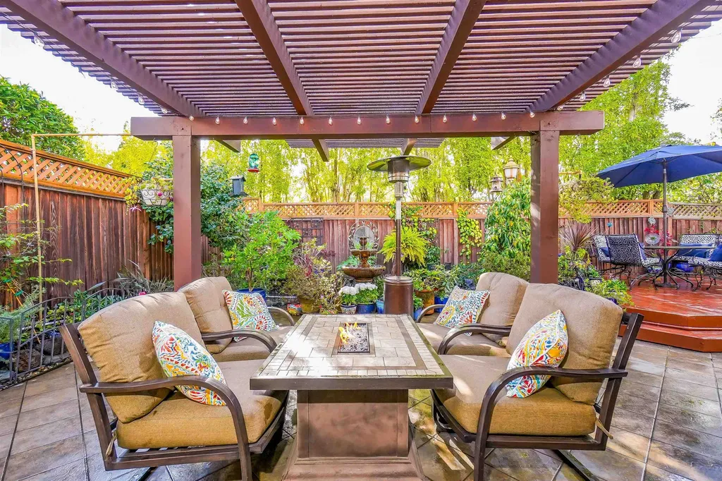 3699 Greenhills Avenue Castro Valley CA 94546