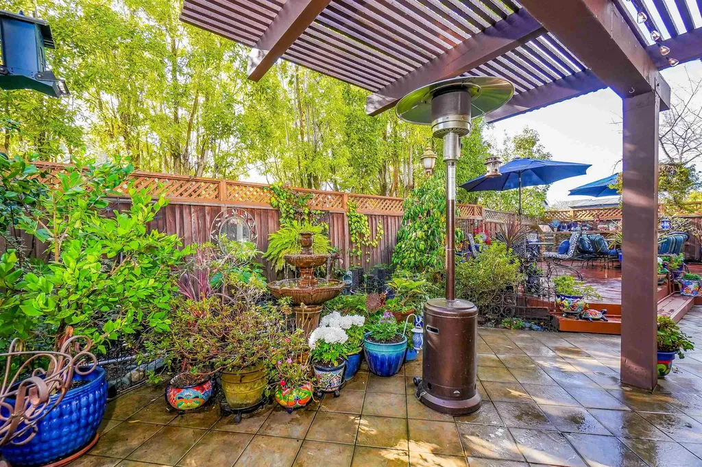 3699 Greenhills Avenue Castro Valley CA 94546