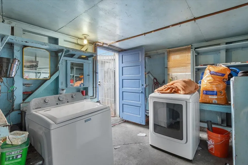 3109 Elmwood Oakland CA 94601