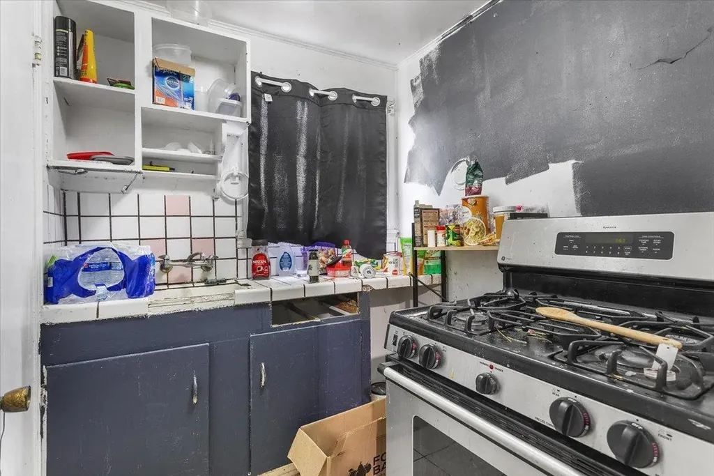 3109 Elmwood Oakland CA 94601