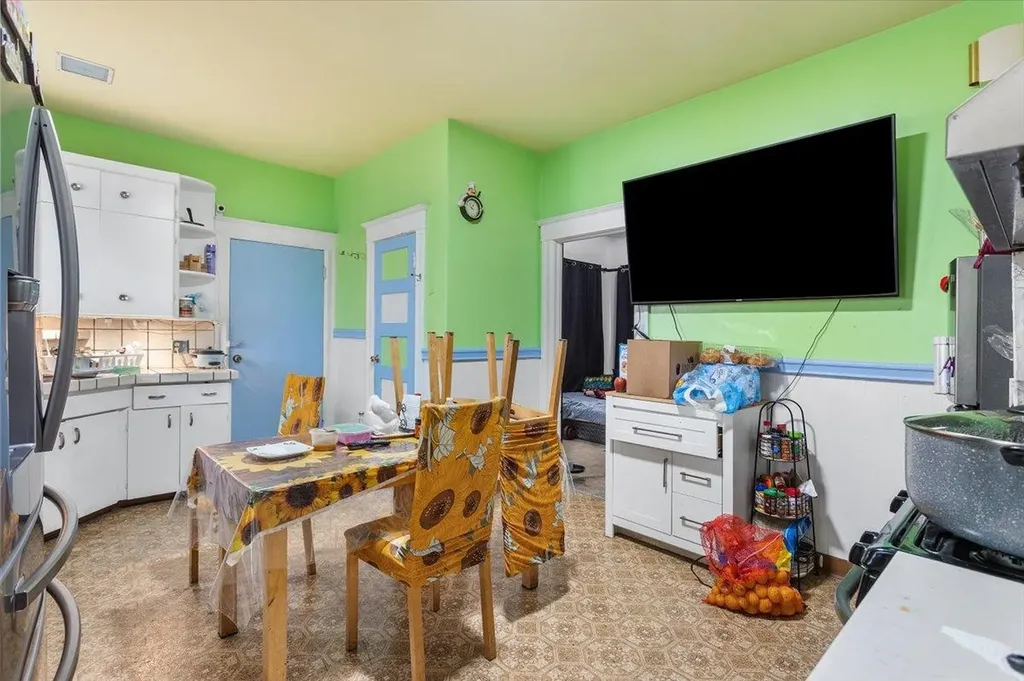 3109 Elmwood Oakland CA 94601