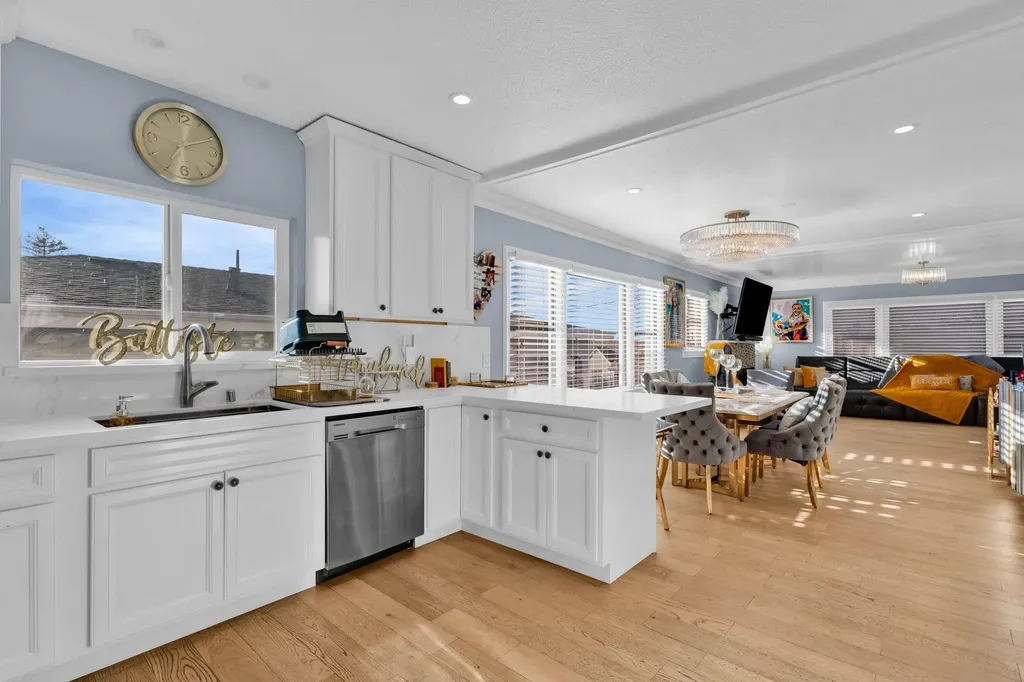 2468 Maxwell Avenue Oakland CA 94601