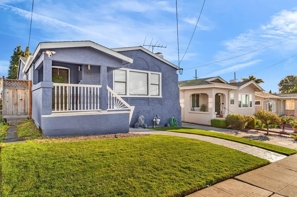 2468 Maxwell Avenue Oakland CA 94601