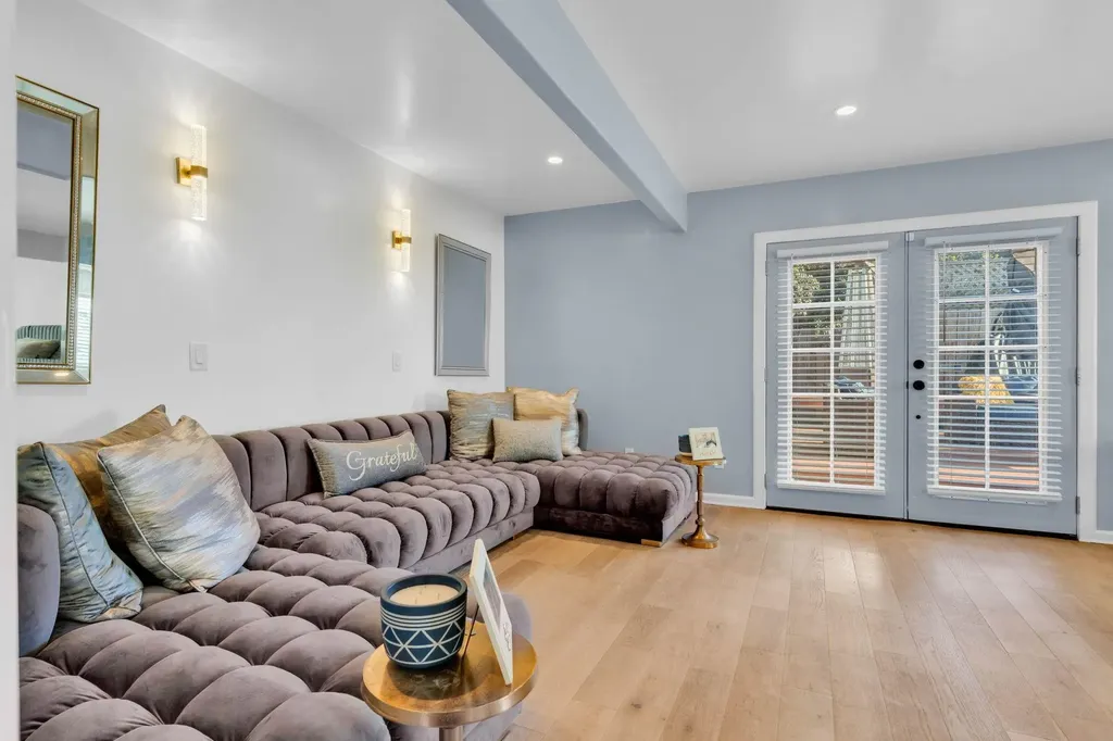 2468 Maxwell Avenue Oakland CA 94601