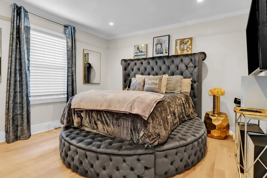 2468 Maxwell Avenue Oakland CA 94601