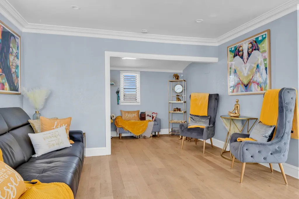 2468 Maxwell Avenue Oakland CA 94601