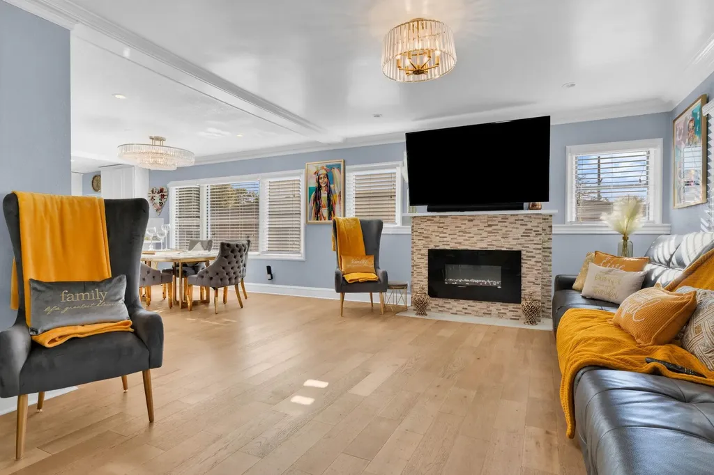 2468 Maxwell Avenue Oakland CA 94601