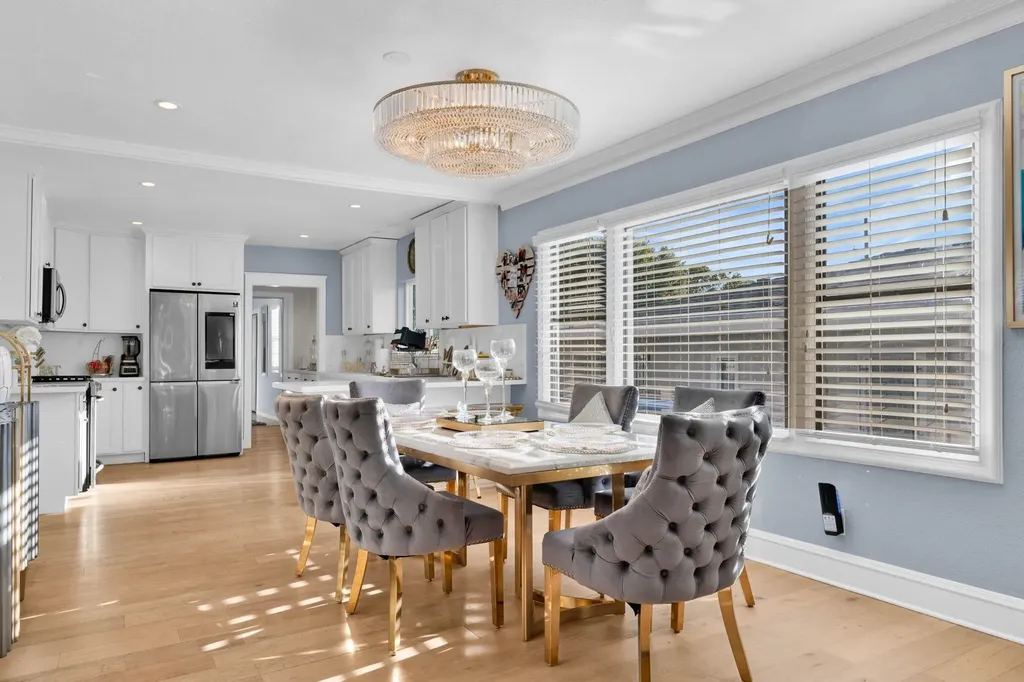 2468 Maxwell Avenue Oakland CA 94601