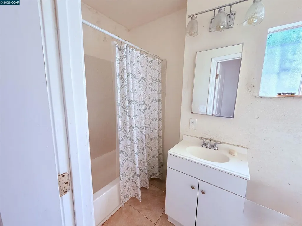 2625 75th Avenue Oakland CA 94605