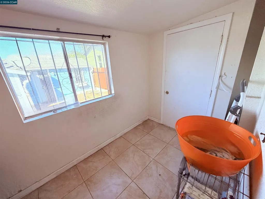 2625 75th Avenue Oakland CA 94605