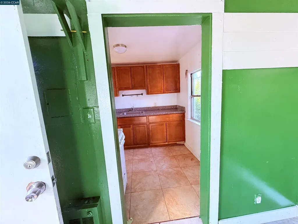 2625 75th Avenue Oakland CA 94605