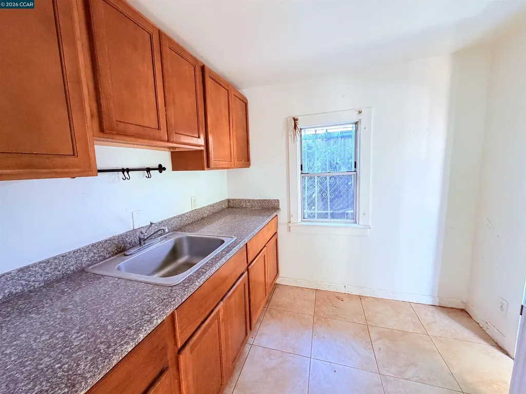 2625 75th Avenue Oakland CA 94605