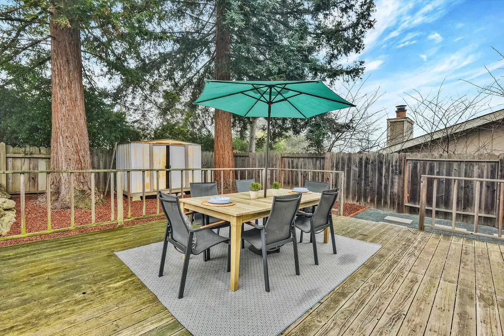 1524 Ridgewood Drive Martinez CA 94553