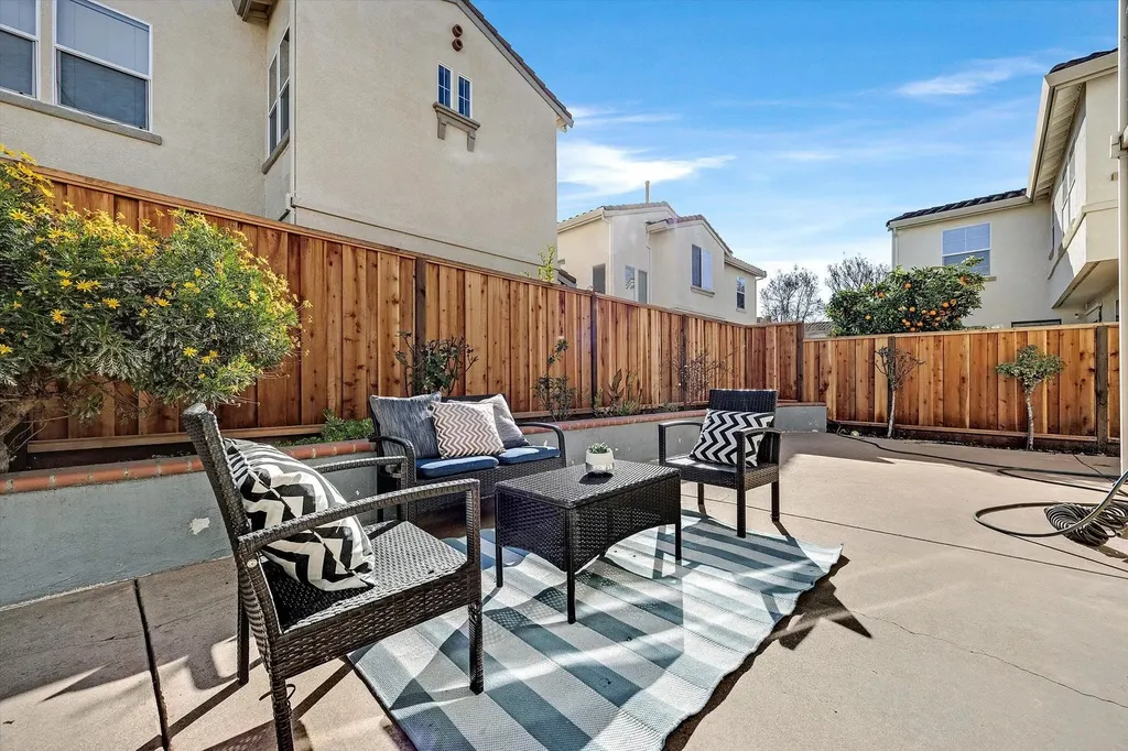 4185 Font Court Dublin CA 94568