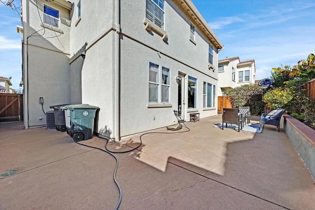 4185 Font Court Dublin CA 94568