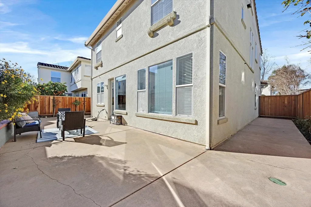 4185 Font Court Dublin CA 94568