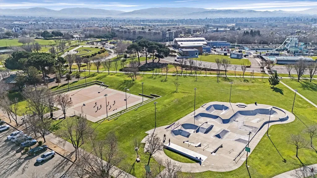 4185 Font Court Dublin CA 94568