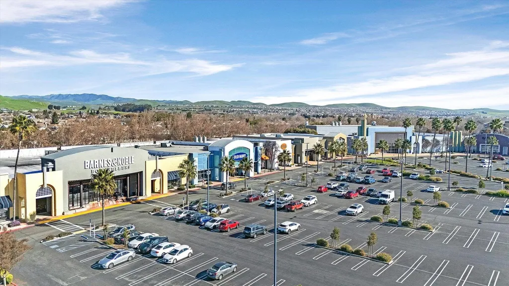 4185 Font Court Dublin CA 94568