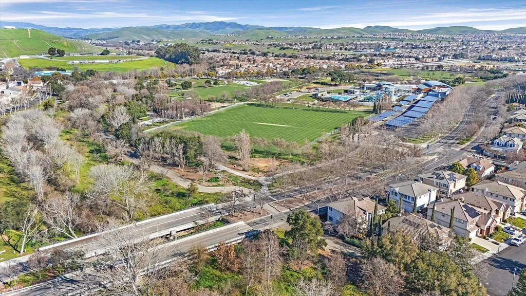 4185 Font Court Dublin CA 94568