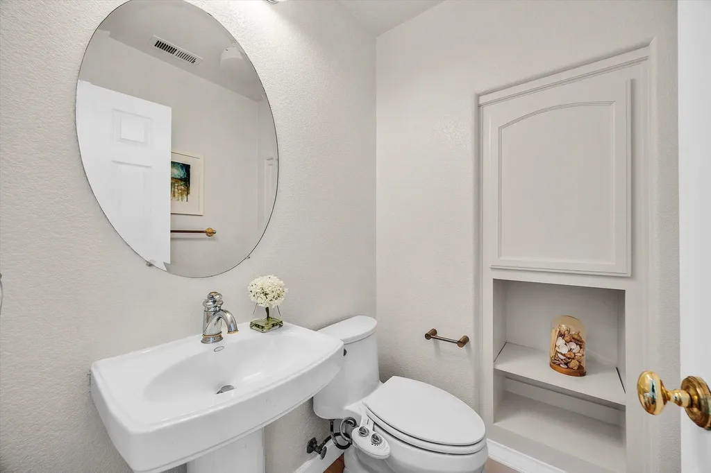 4185 Font Court Dublin CA 94568