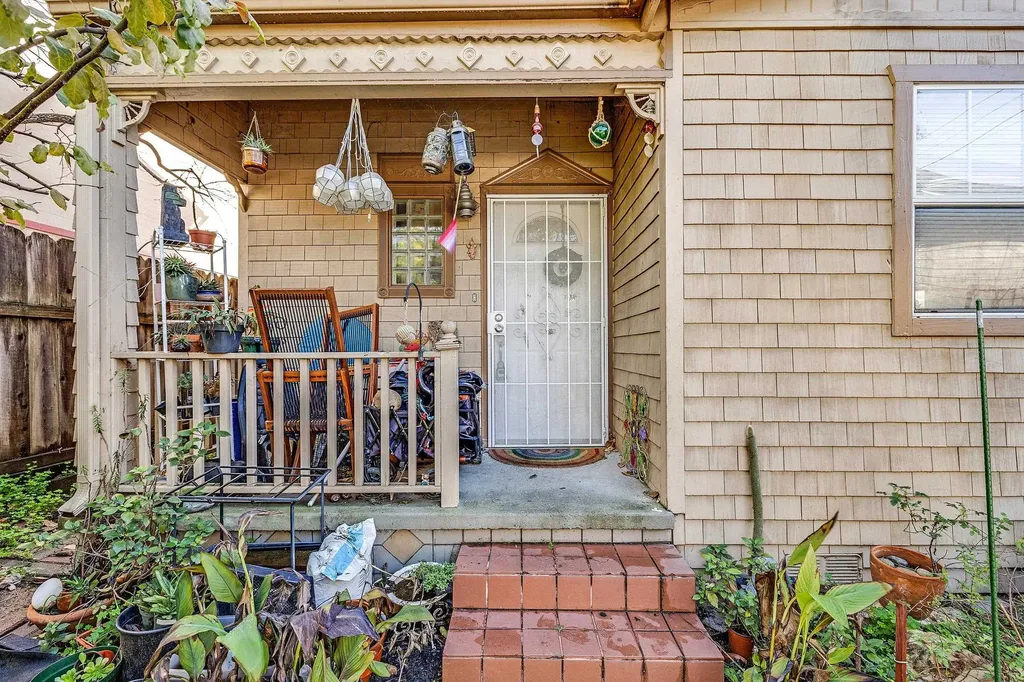 976 Park Street Alameda CA 94501